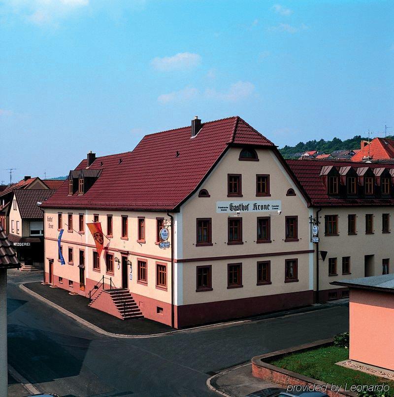 Akzent Hotel Krone Helmstadt Exterior photo